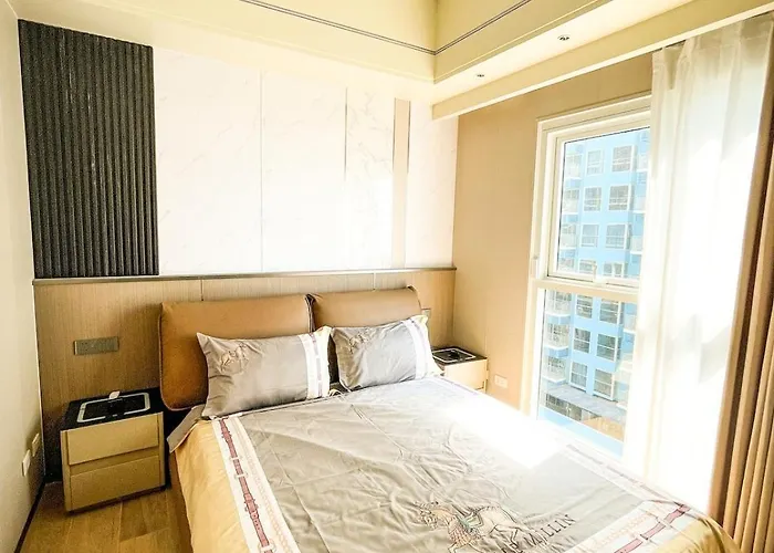 Luxurious 3br In Bay Across Okada Ii 12pax Apartamento Manila