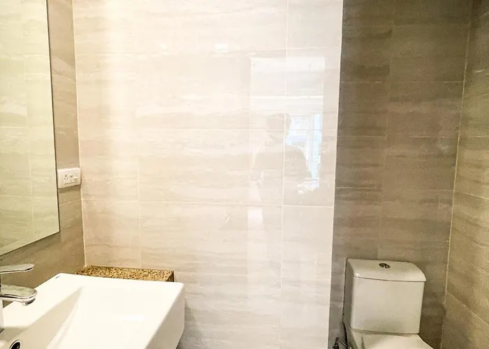Luxurious 3br In Bay Across Okada Ii 12pax Apartamento Manila