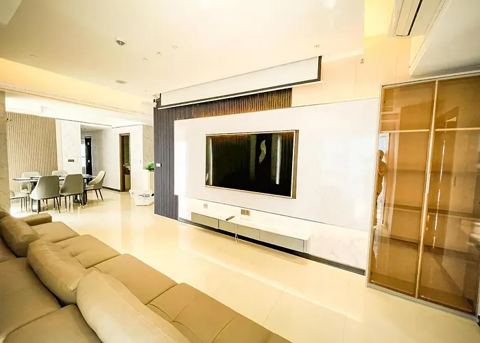 Luxurious 3br In Bay Across Okada Ii 12pax Apartamento Manila